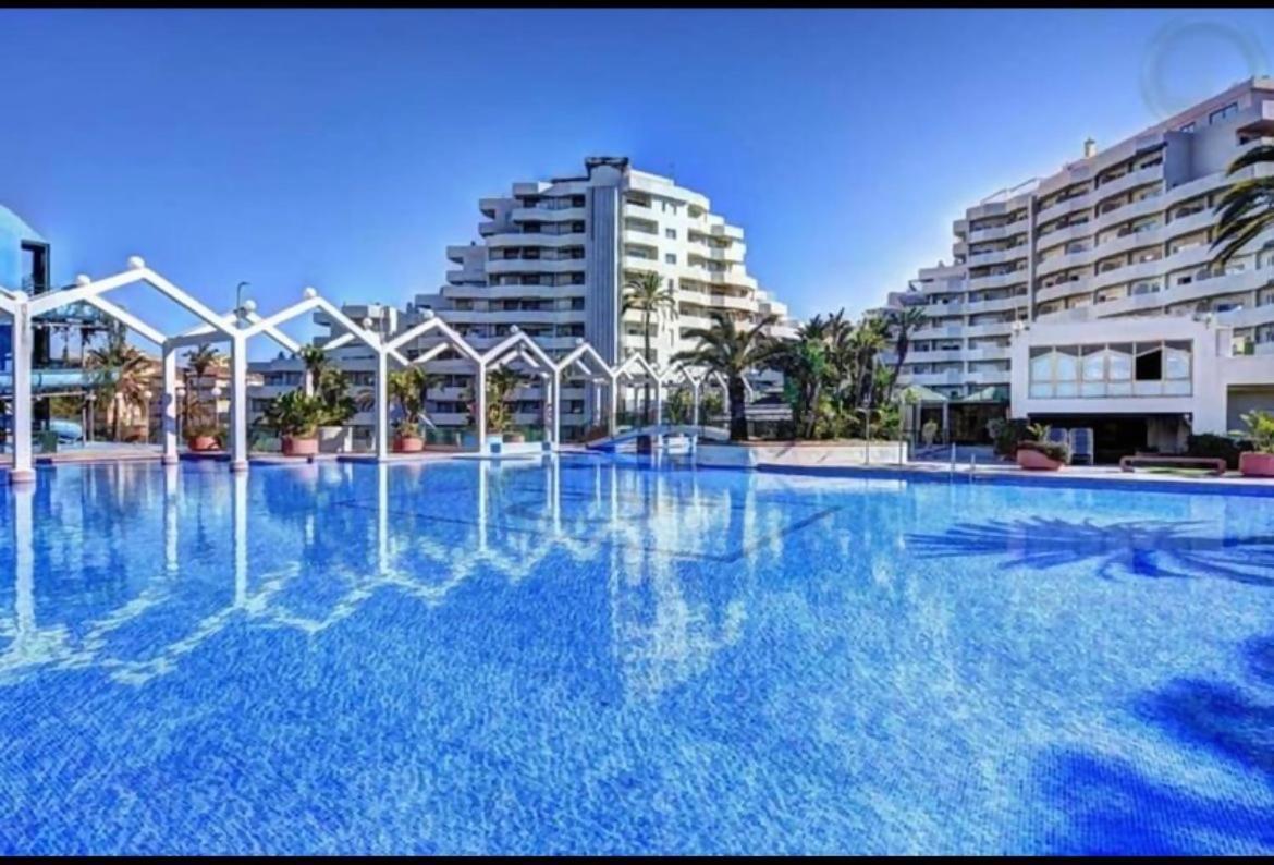 Stefys Beach Apartment Benalmádena Exteriör bild