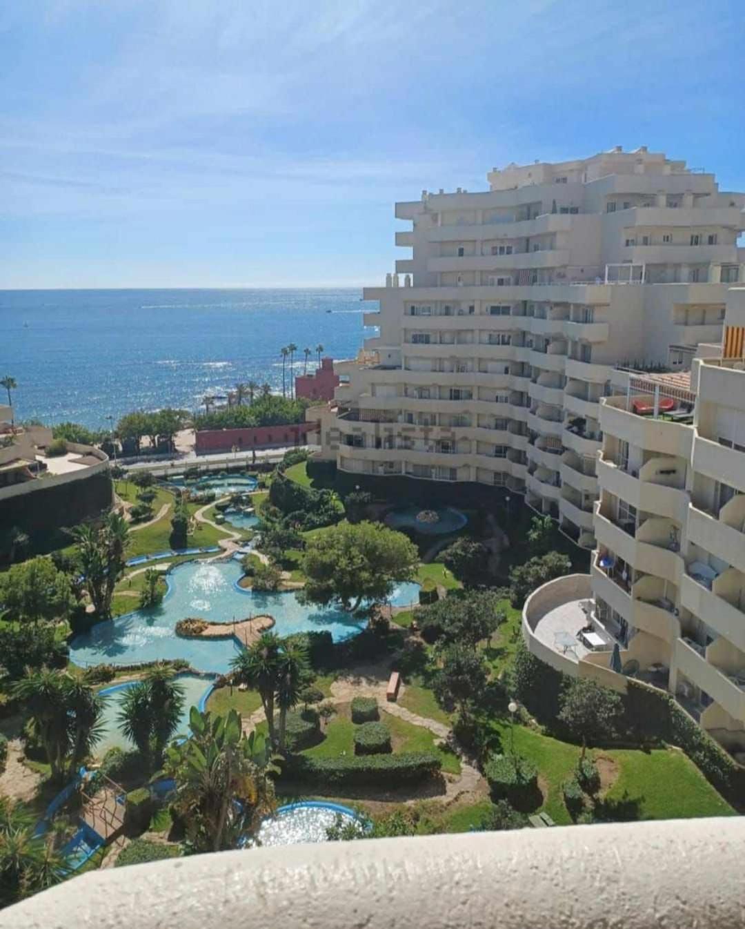 Stefys Beach Apartment Benalmádena Exteriör bild